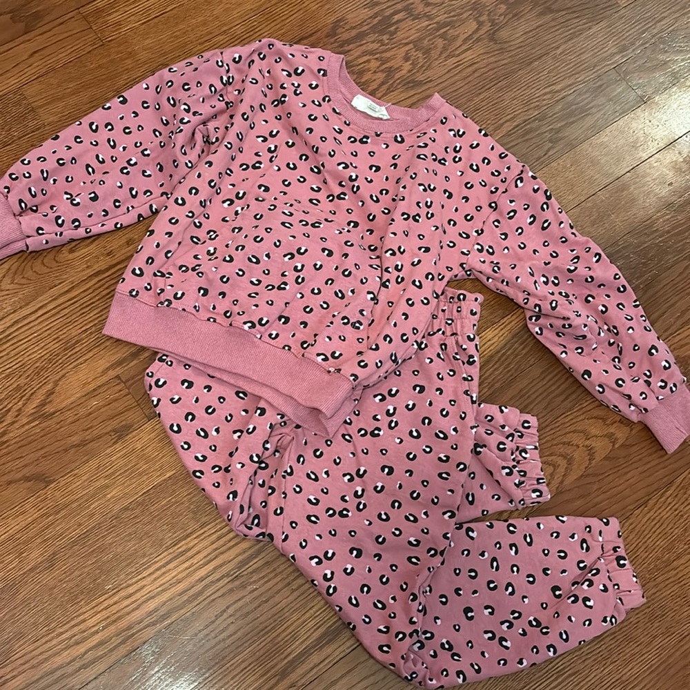 Cheetah print matching set